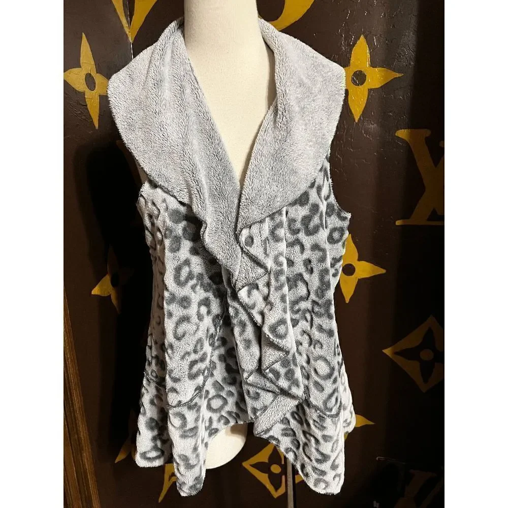 Multiples Animal Print Faux Fur Ruffled Vest Size Medium